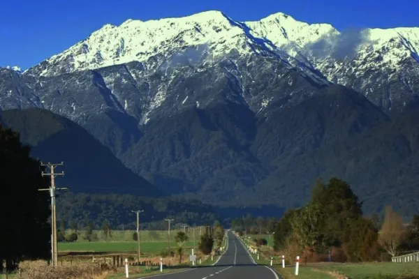 New Zealand mountains of the South Island 