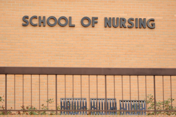 Nursing Schools Turns Down Applicants Due To Faculty Shortage
