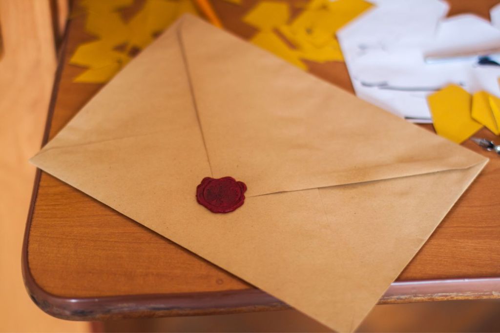 envelope of handwritten letter
